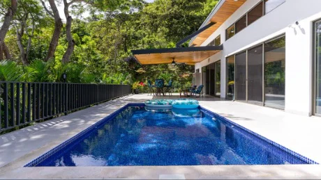 Modern gem in the natural setting