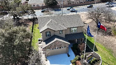 Stunning 5BR Home with 2-Car Garage in San Antonio!