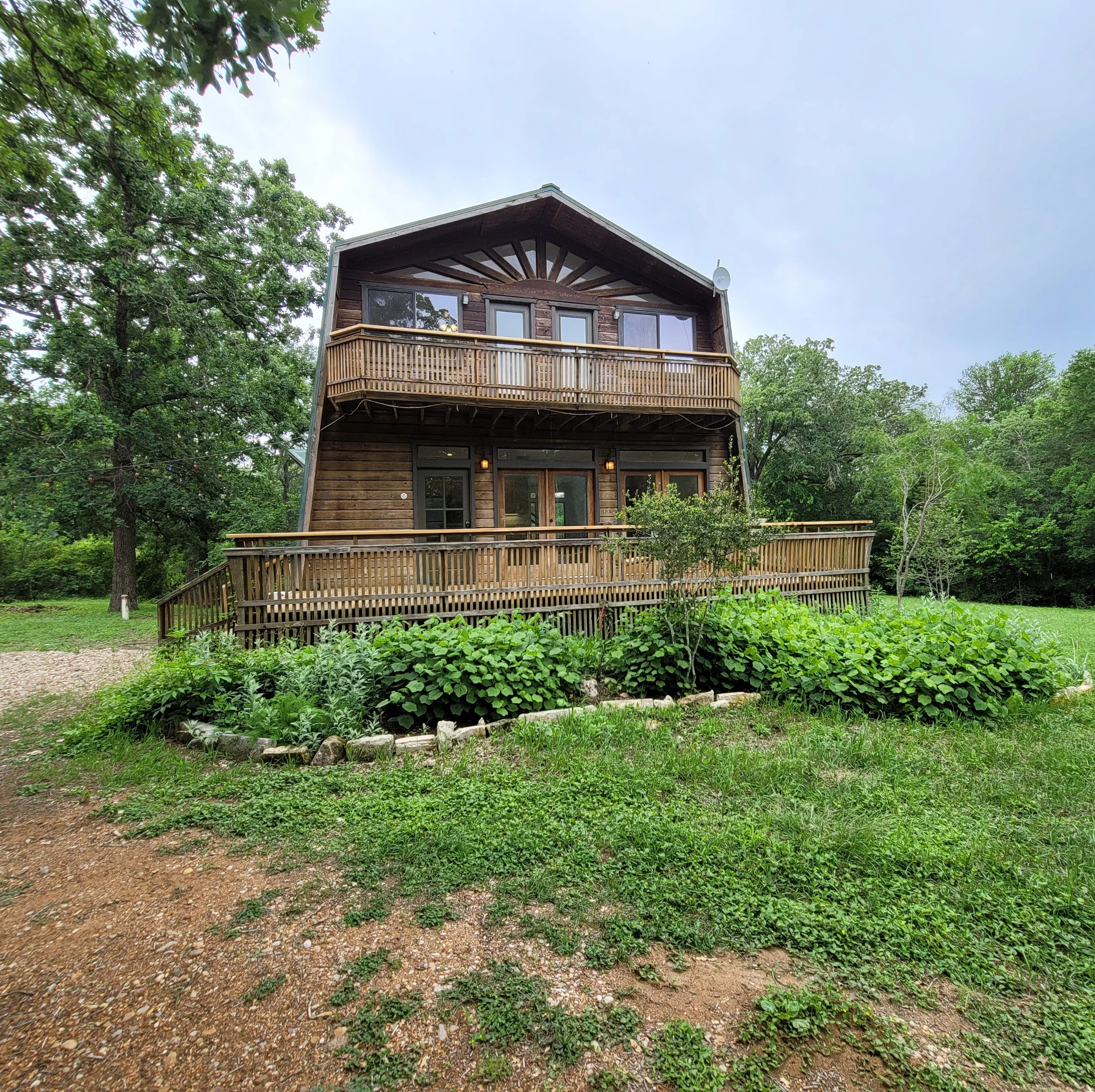 Newly Updated Open Concept Country Living