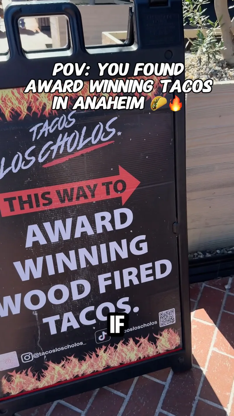 Tacos Los Cholos - Santa ana in Santa Ana, CA 🌮📍